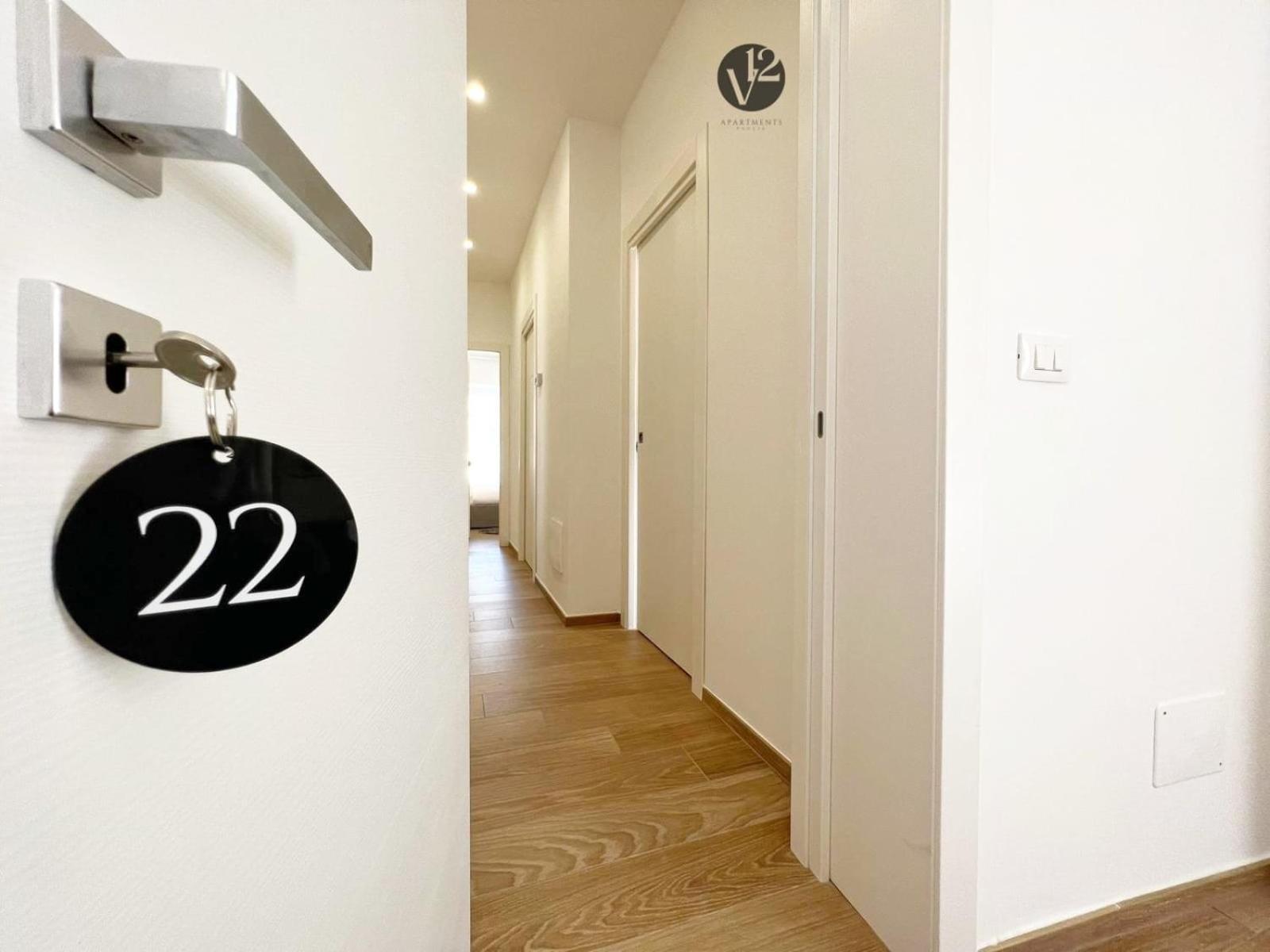 V12 Apartments Puglia Modugno Esterno foto